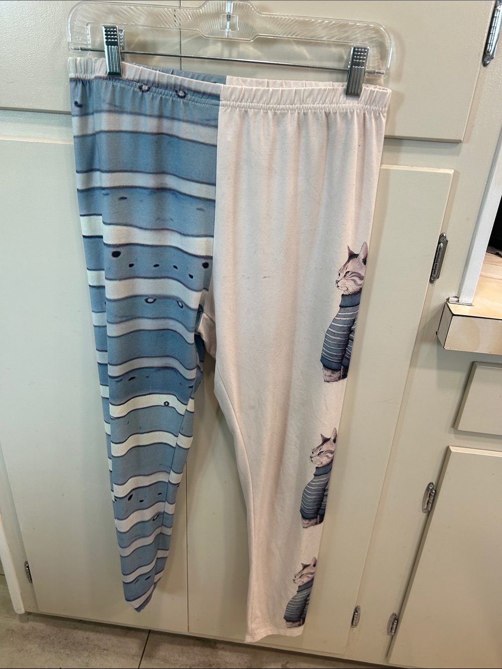 Adult Blue & White Cat Stripe leggins